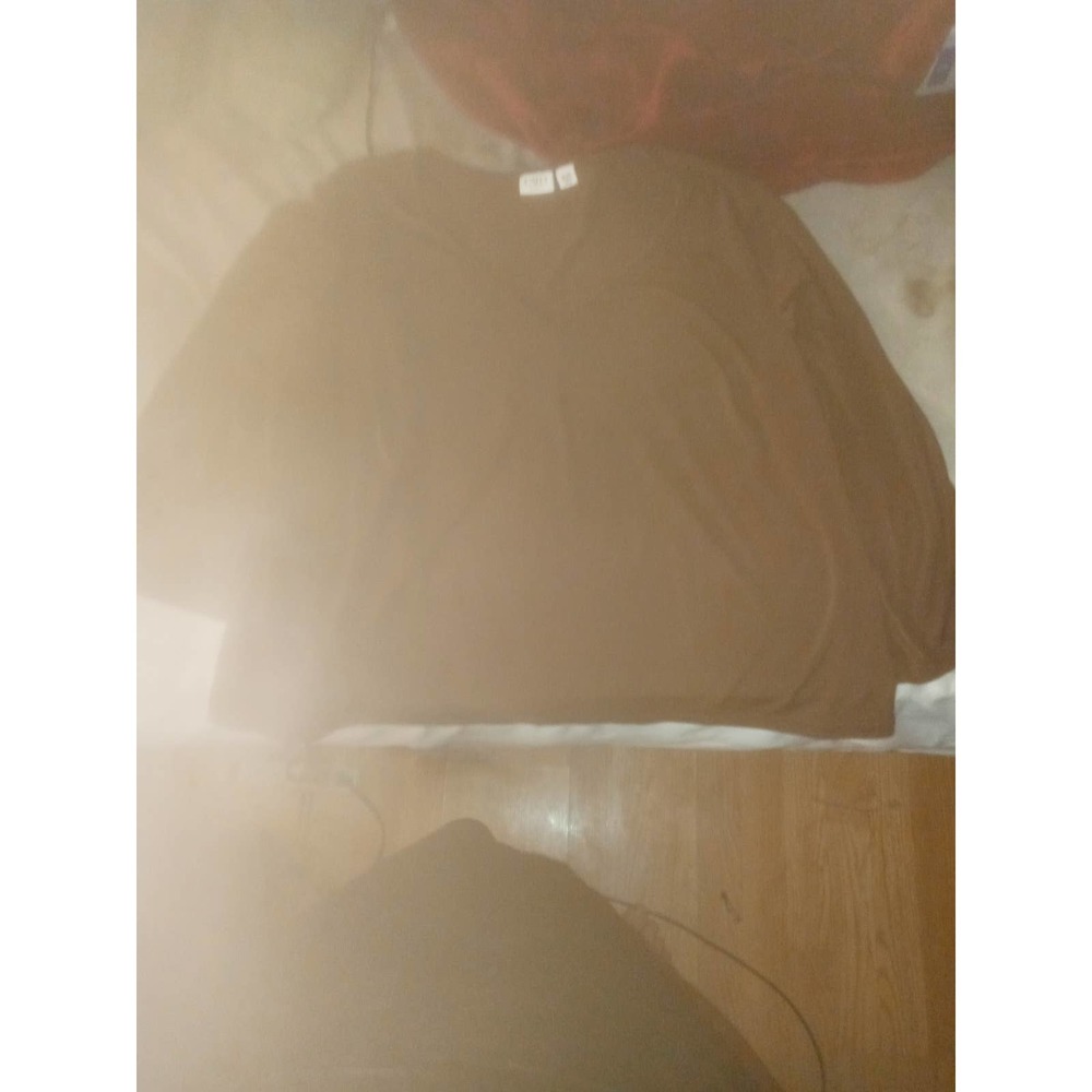 Like new long sleve shirt. Size 18/20W.